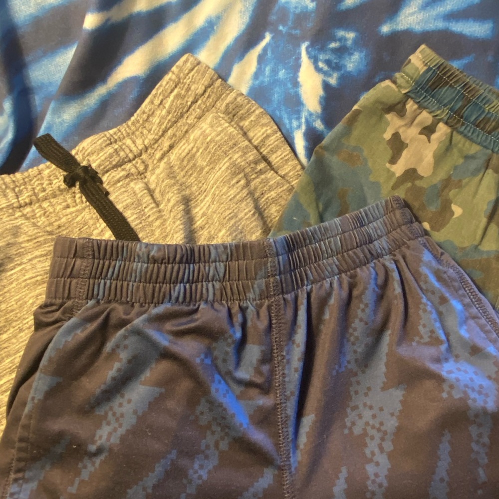 Bundle of GUC Boys Shorts Sz 8-10